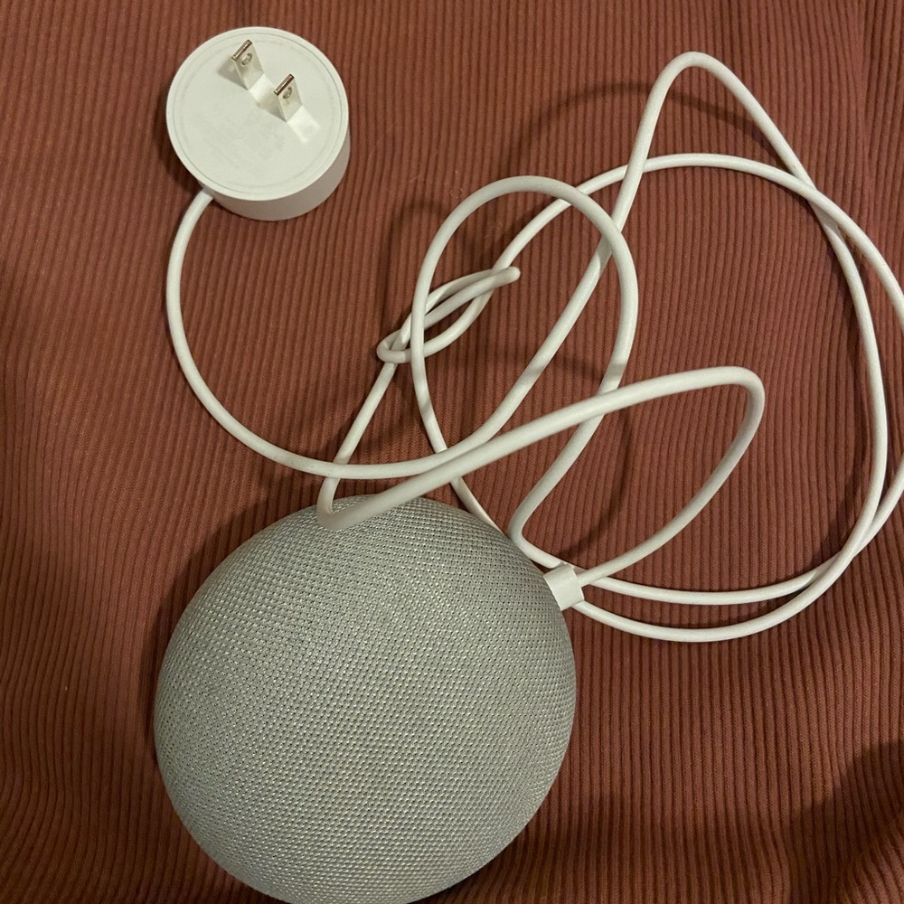 Google Home Mini